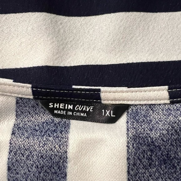 Women's Shein Curve‎ Navy White Stripe V Neck Short Sleeve Blouse Plus Size 1XL - Picture 4 of 8